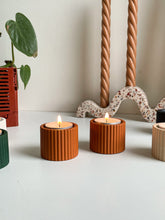 Load image into Gallery viewer, 2-in-1 theelichthouder-eierdopje - 9 kleuren