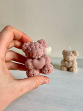 Load image into Gallery viewer, Rose bear candle