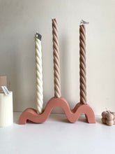 Load image into Gallery viewer, Twirl candle - beige