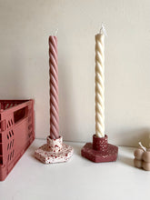 Load image into Gallery viewer, Kandelaar - bordeaux met witte terrazzo