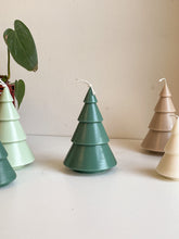 Afbeelding in Gallery-weergave laden, Tree candle large