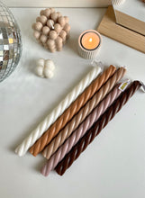 Load image into Gallery viewer, Twirl candle - oud roze