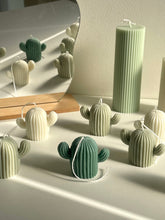 Load image into Gallery viewer, Cactus candle