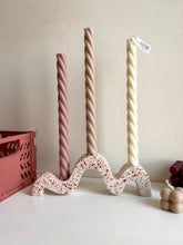 Load image into Gallery viewer, Twirl candle - beige