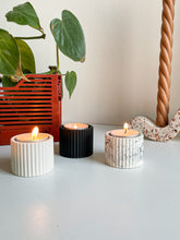 Load image into Gallery viewer, 2-in-1 theelichthouder-eierdopje - 9 kleuren
