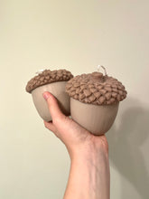 Afbeelding in Gallery-weergave laden, Acorn candle | Eikelkaars