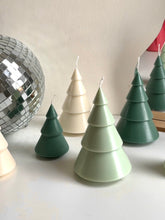Afbeelding in Gallery-weergave laden, Tree candle large