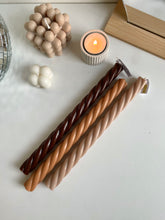 Charger l'image dans la galerie, Twirl candle