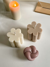 Load image into Gallery viewer, Knot candle