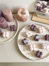 Load image into Gallery viewer, Bubble candle small