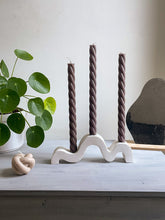 Charger l'image dans la galerie, Twirl candle