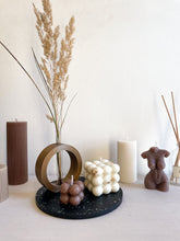 Load image into Gallery viewer, Vaasje in ronde houder - goudbrons