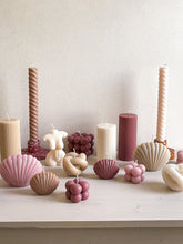 Load image into Gallery viewer, Female body candle