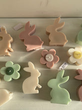 Charger l'image dans la galerie, Daisy flower candle
