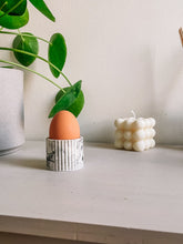Load image into Gallery viewer, Egg box met eierdopje
